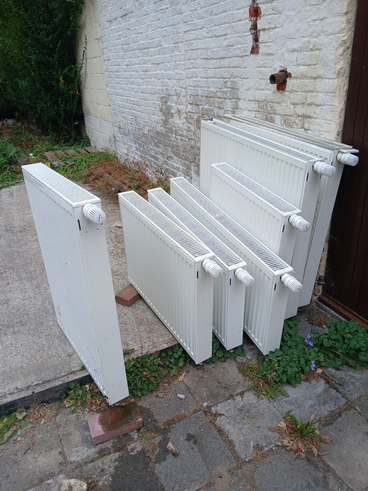 verschillende radiatoren met thermostaat, Bricolage & Construction, Chauffage & Radiateurs, Enlèvement, Thermostat