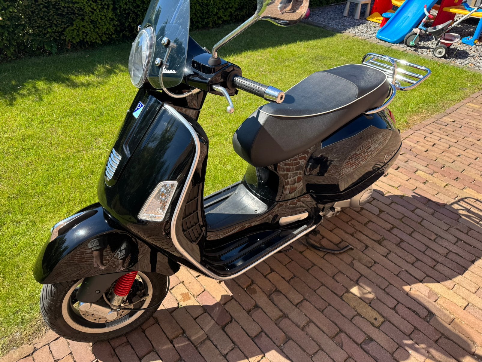 Vespa GTS300, Ophalen, Zo goed als nieuw, Vespa