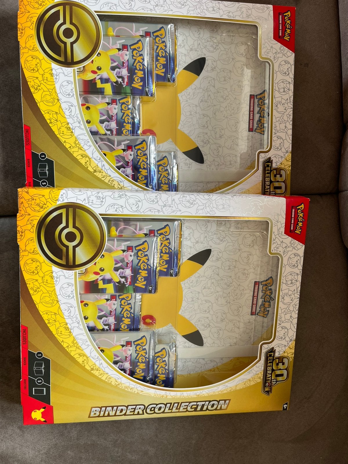 Pokemon 30th Celebration Binder collection, Hobby en Vrije tijd, Ophalen of Verzenden, Zo goed als nieuw