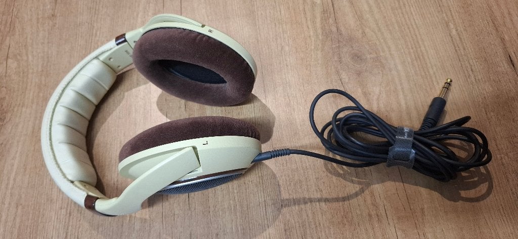 Sennheiser HD 598 hoofdtelefoon, Beige, Sennheiser, Ophalen of Verzenden, Zo goed als nieuw