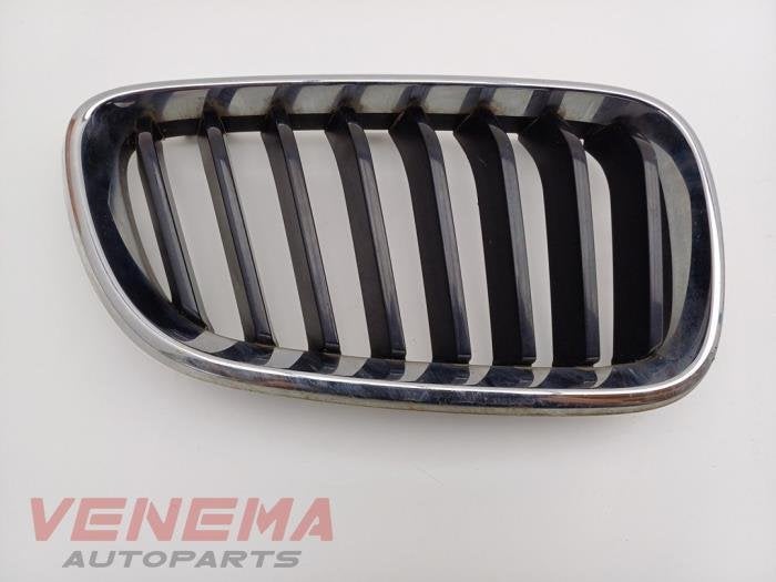 Calandre d'un BMW 2-Serie (NVT), -, 3 mois de garantie, Utilisé, -