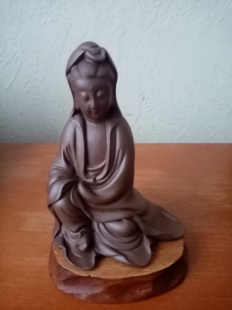 Chinees Guan-Yin Yixing zandstenen beeld jaren 70 11cm, Ophalen of Verzenden, Zo goed als nieuw