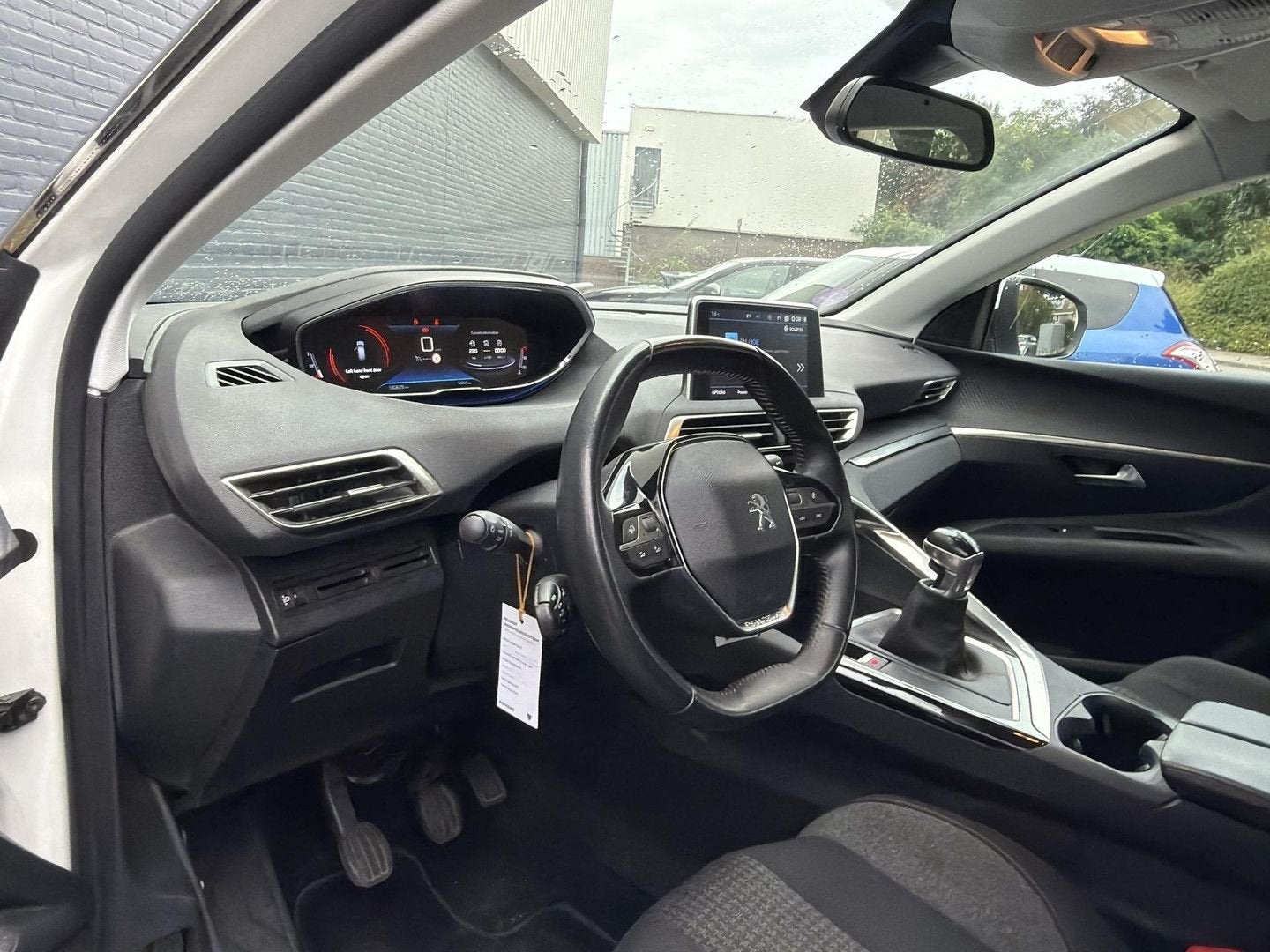 Peugeot 3008 1.2 PureTech Blue Lease Executive | € 7.400,- N, Auto's, Parkeersensor, Zwart, Wit, Bedrijf