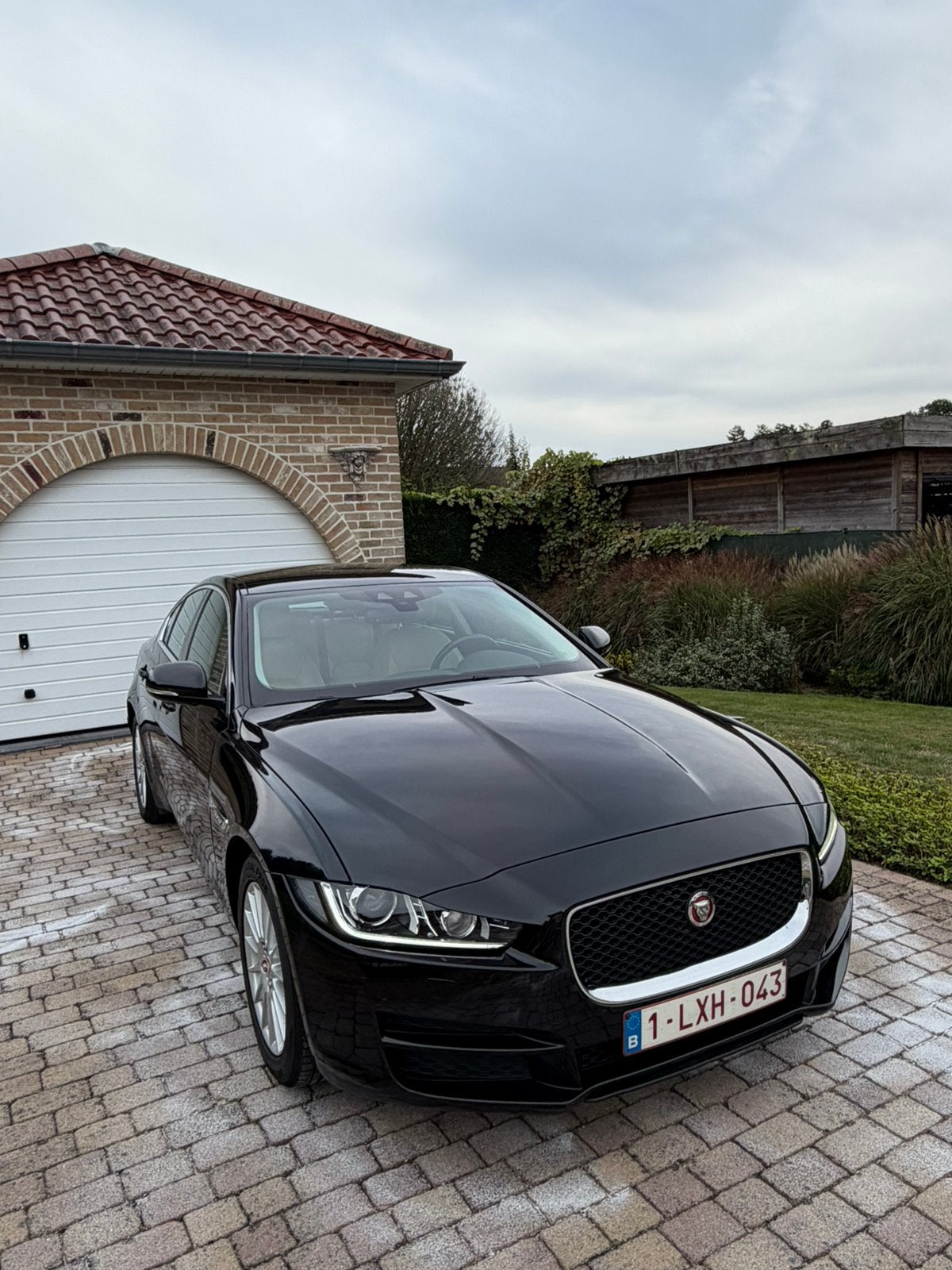 Jaguar XE-type met vele opties, 55000km, 1ste eigenaar, Autos, Cuir, Achat, Boîte manuelle, 99 g/km