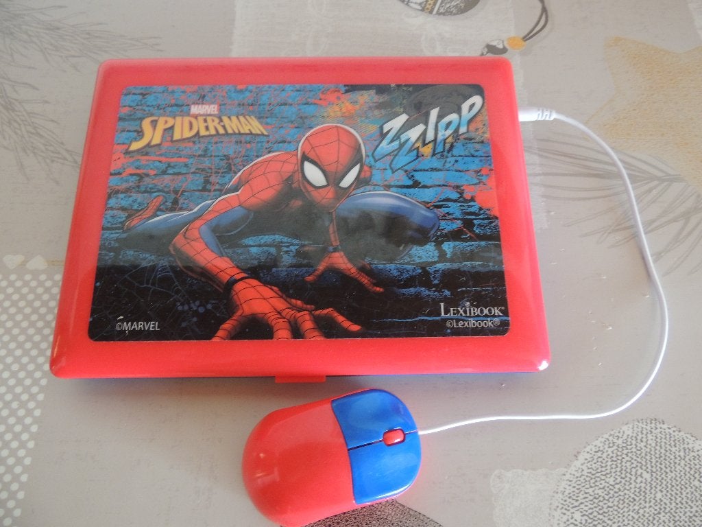 Ordinateur enfant Spiderman, Enlèvement