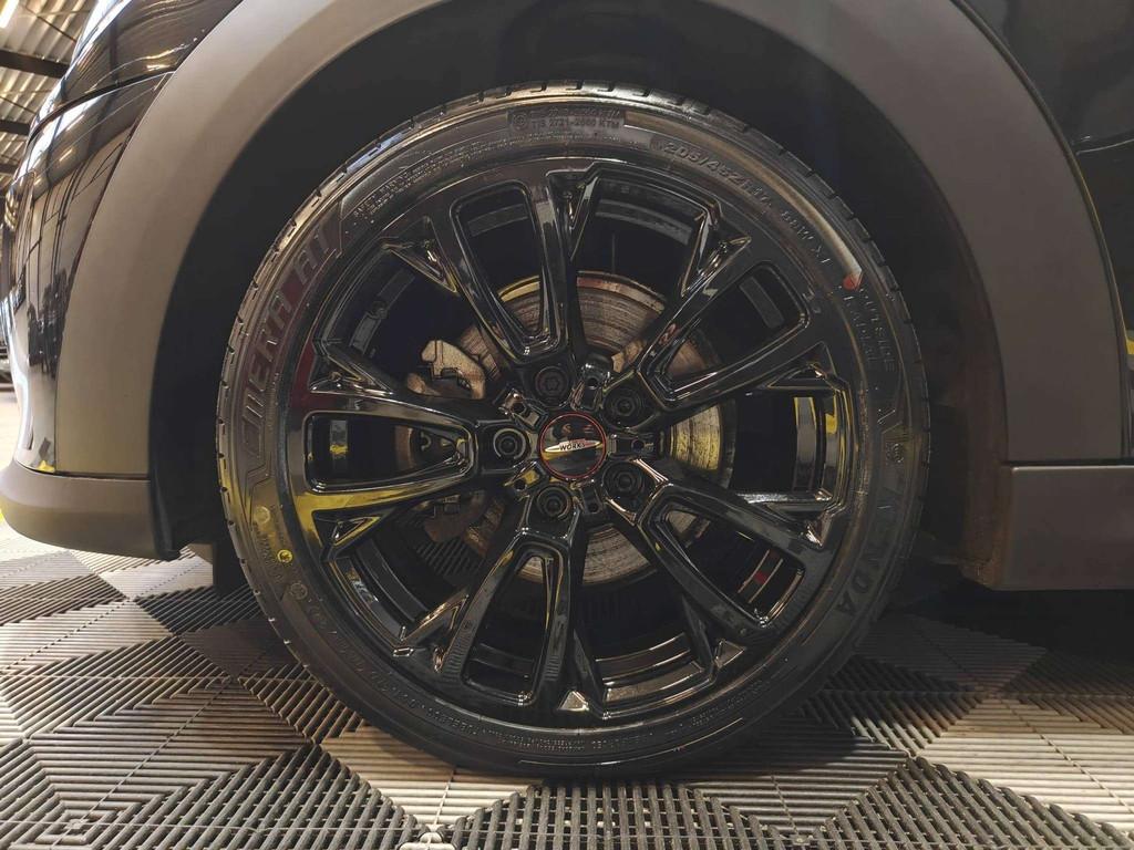 Mini Cooper Mini 1.5 Cooper JCW 17"/LED/Cruise/PDC/DigiAirco, Stof, Gebruikt, Zwart, Zwart
