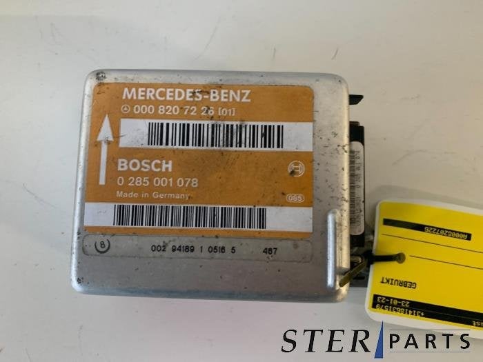 Module airbag d'un Mercedes E-Klasse, Autos : Pièces & Accessoires, Électronique & Câbles, Mercedes-Benz, Utilisé, 3 mois de garantie