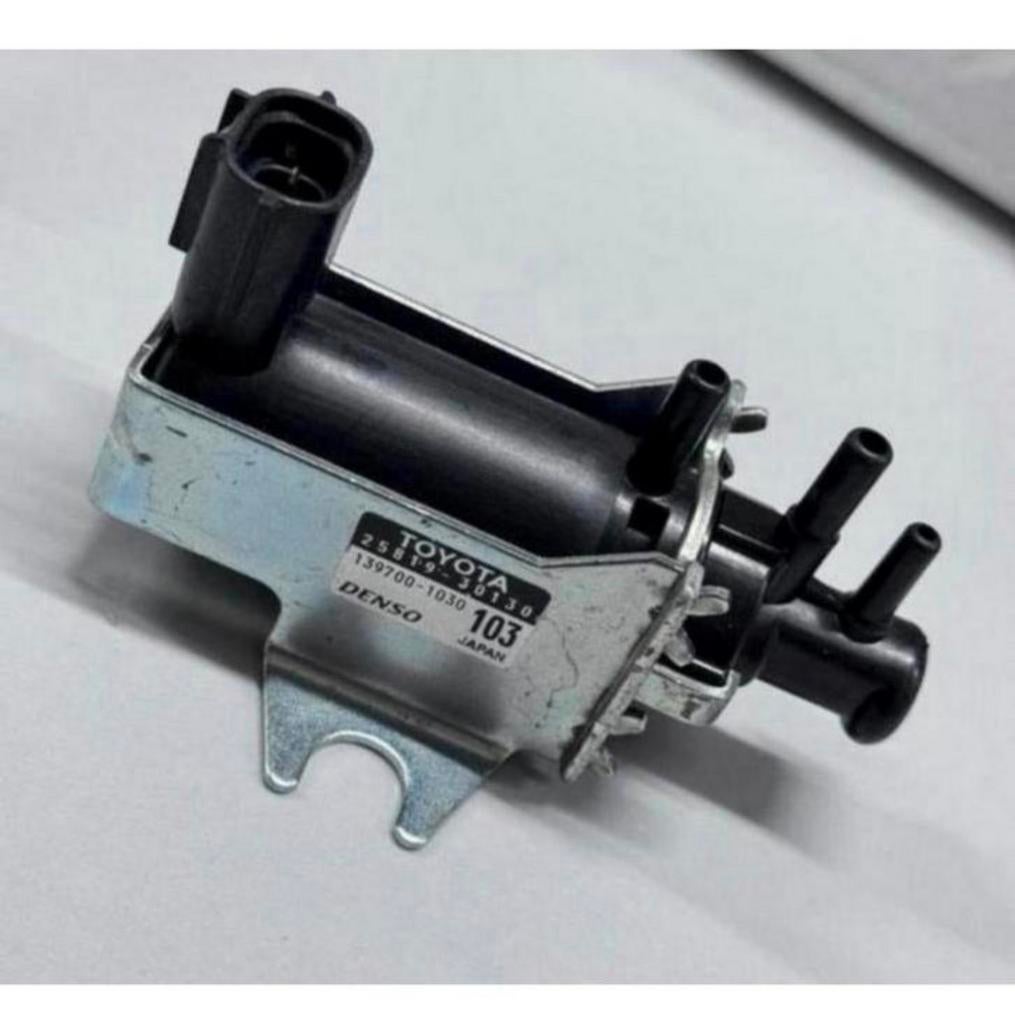 Soupape de dépression Toyota Hilux 25819-30130 2581930130, Enlèvement ou Envoi, Neuf, Toyota