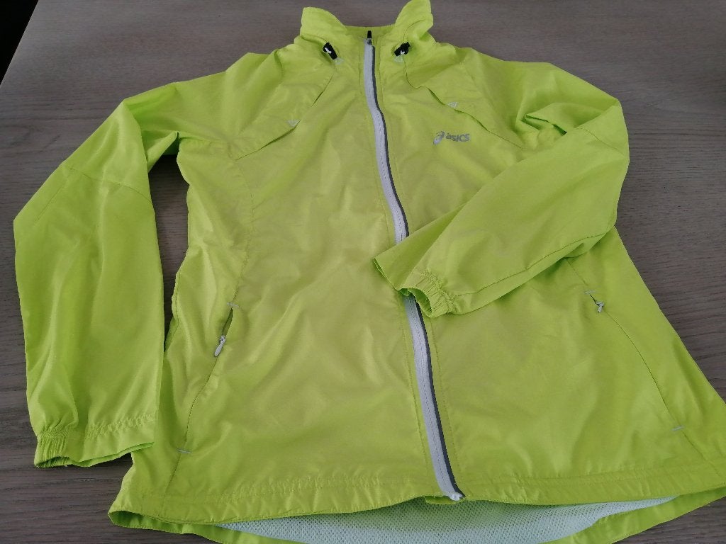 sportjas maat M, Kleding | Dames, Maat 38/40 (M), Overige kleuren, Ophalen of Verzenden, Zo goed als nieuw