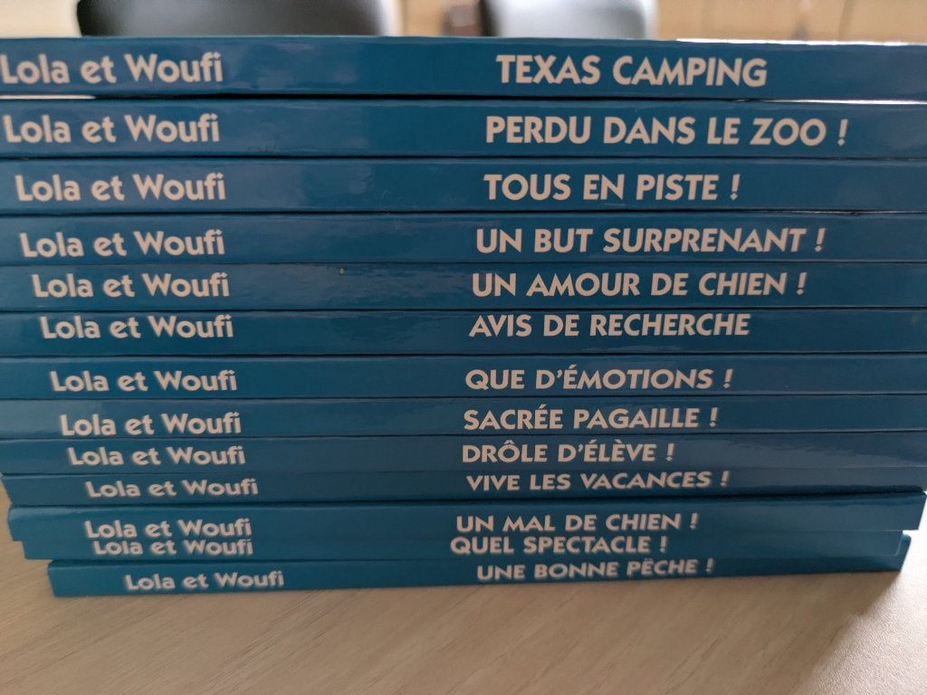 Les aventures de Lola et Woufi (13 tomes), Livres, Enlèvement ou Envoi, Comme neuf, Fiction général