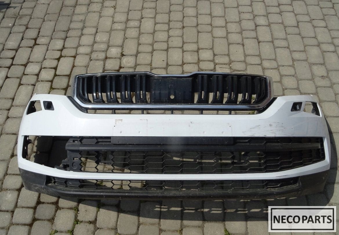 SKODA KODIAQ VOORBUMPER LS9R LEVERBAAR!!, Gebruikt, -, -, Ophalen of Verzenden