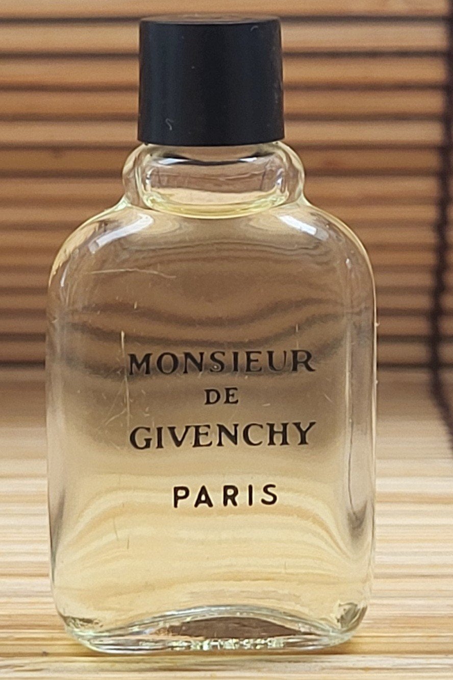 Miniatuur van een eau de toilette Monsieur de Givenchy, Ophalen, Nieuw, Miniatuur, Gevuld