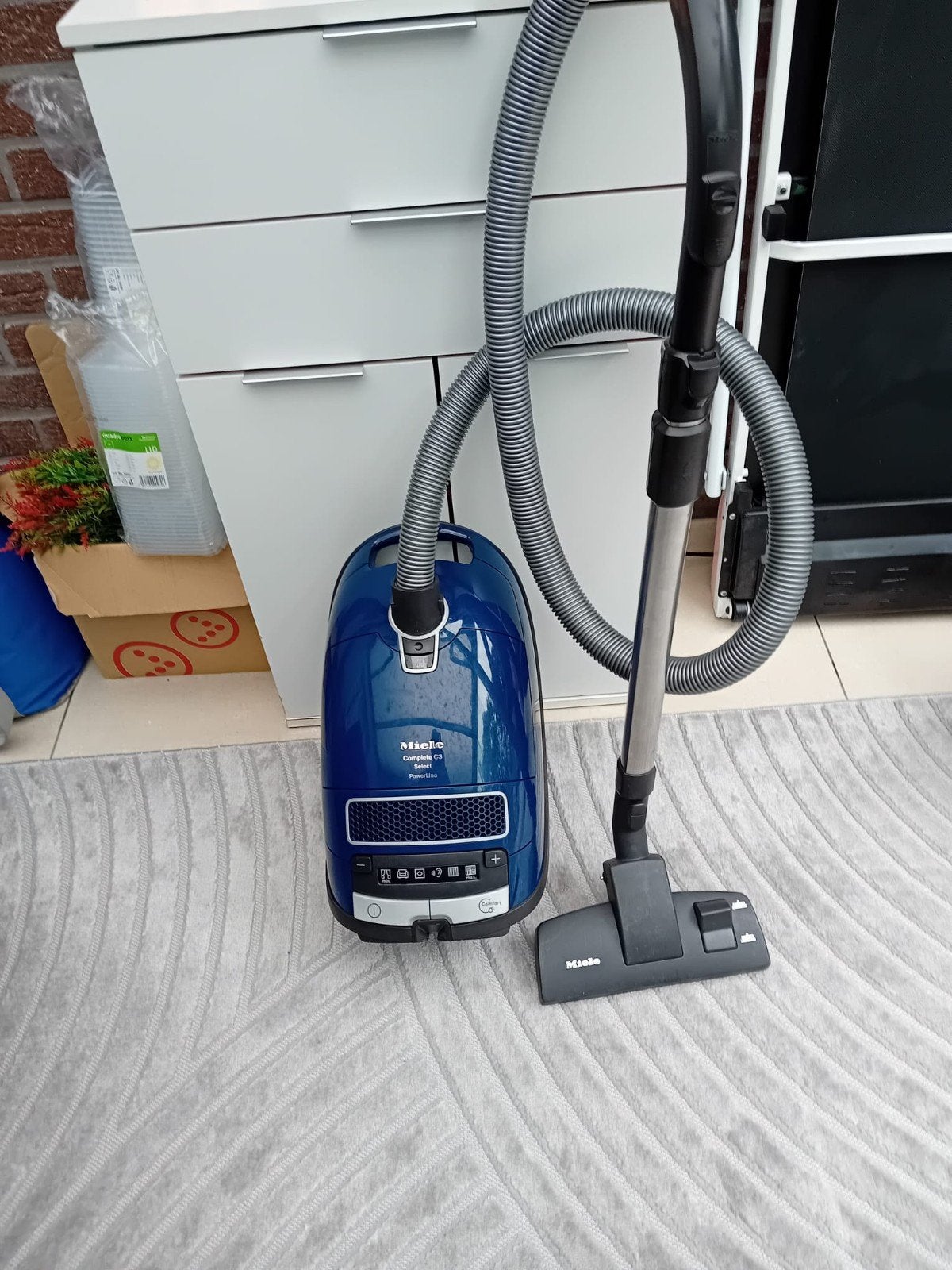 aspirateur miele C3 - 1200W, Electroménager, Enlèvement ou Envoi, Miele