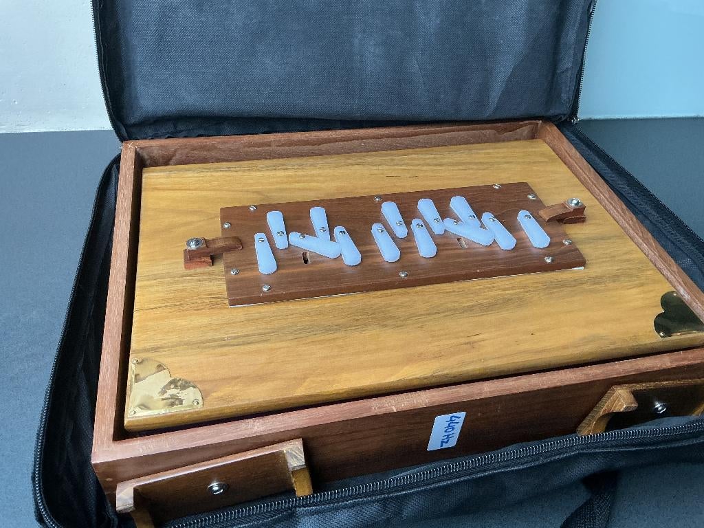 Shrutibox NIEUWSTAAT, Muziek en Instrumenten, Ophalen, Nieuw, 1 klavier, Harmonium