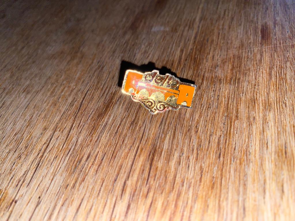 Pin’s Delto vintage Collector ‘90s TB état, Envoi, Utilisé, Marque, Insigne ou Pin's