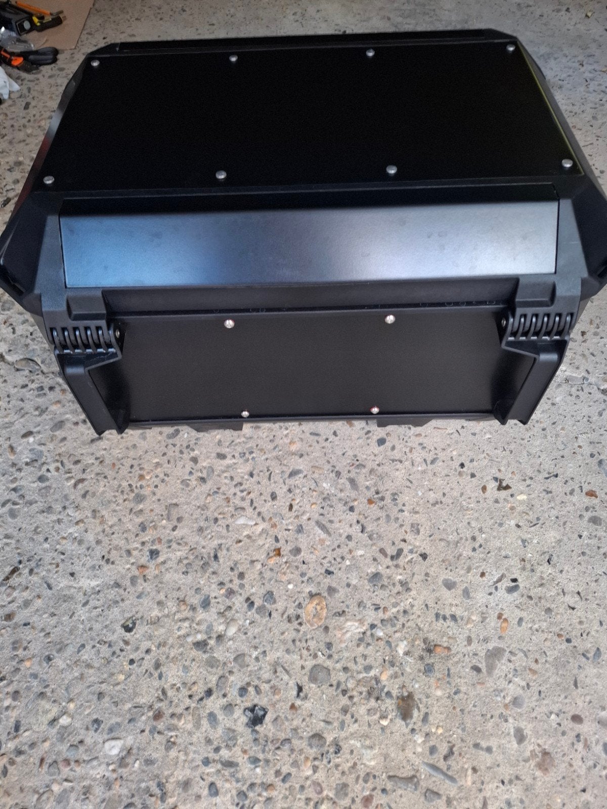 Givi trekker 56L 1 met givi trekker rack, Ophalen