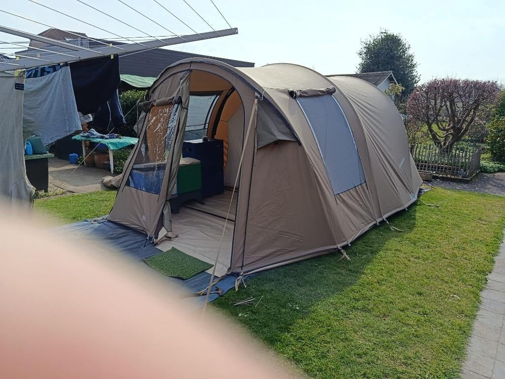 Tunnel tent Falco Buizerd 3500 met Luifel en uitrusting, Ophalen, Tot en met 4
