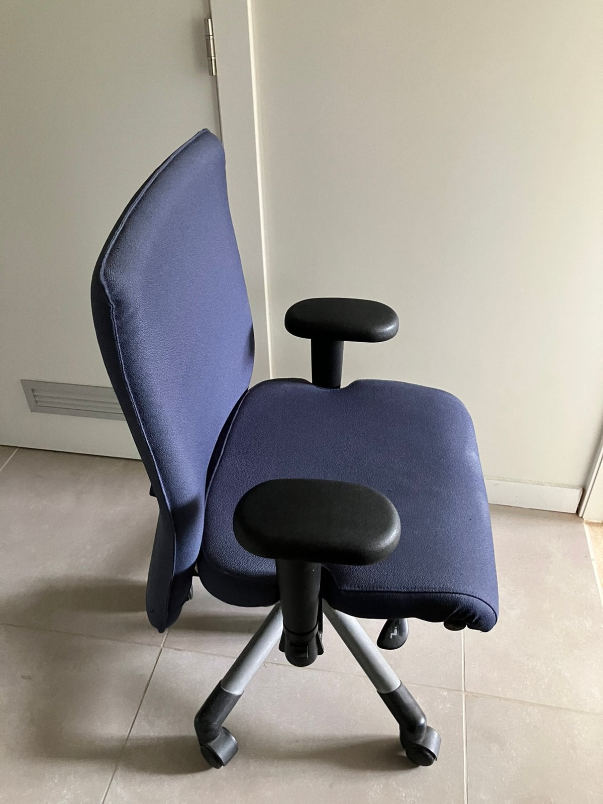 Bureaustoel Interstuhl, Maison & Meubles, Chaises de bureau, Enlèvement, Utilisé, Bleu, Chaise de bureau