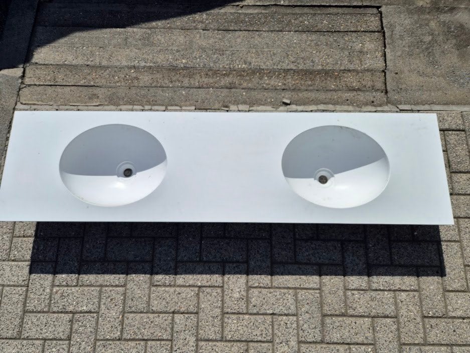 Dubbele wastafel / lavabo (badkamermeubel blad) – wit, Doe-het-zelf en Bouw, Sanitair, Ophalen, Zo goed als nieuw, Wastafel
