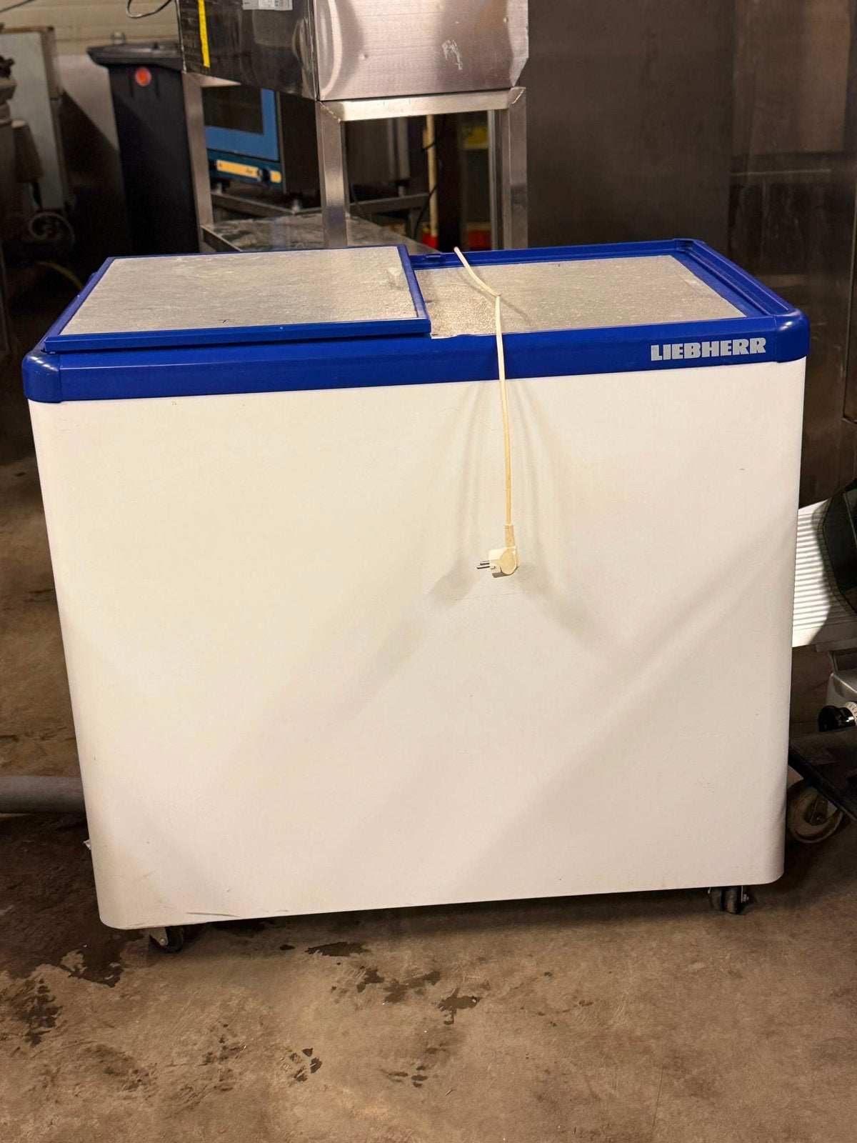 Boîte de congélation, Congélateur, Classe énergétique A ou plus économe, Enlèvement ou Envoi, 90 cm ou plus