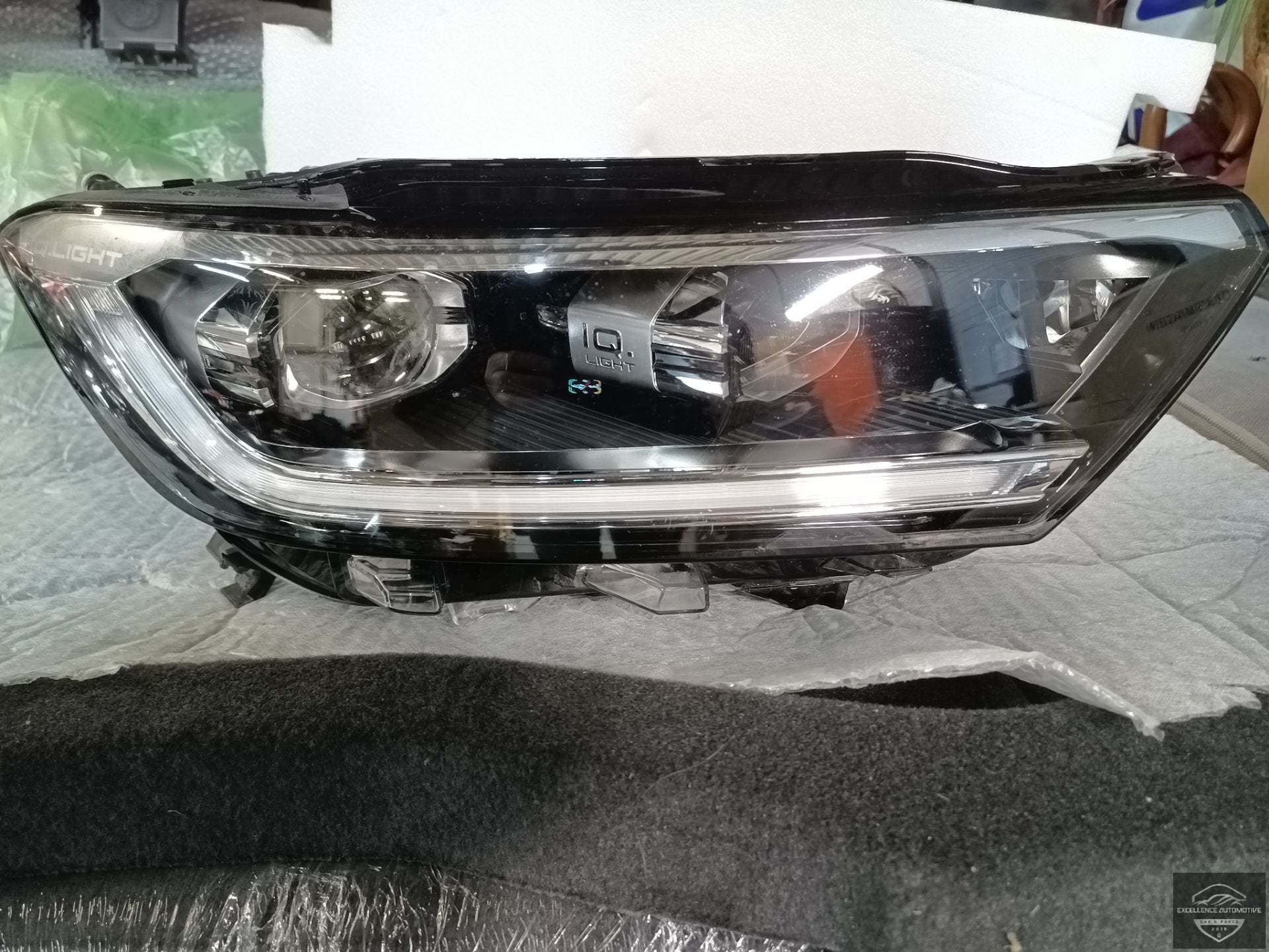 VW T-Roc Facelift IQ Light LED Koplamp droit 2GA941036BN, Volkswagen, Volkswagen AG, Vw@volkswagen.de, Utilisé