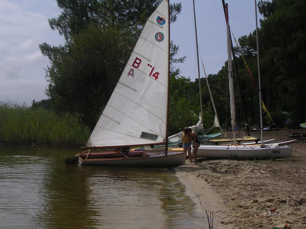 Moth Europe Roland, Sports nautiques & Bateaux, Voiliers ouverts, Enlèvement, Utilisé, Bois, Grand-voile