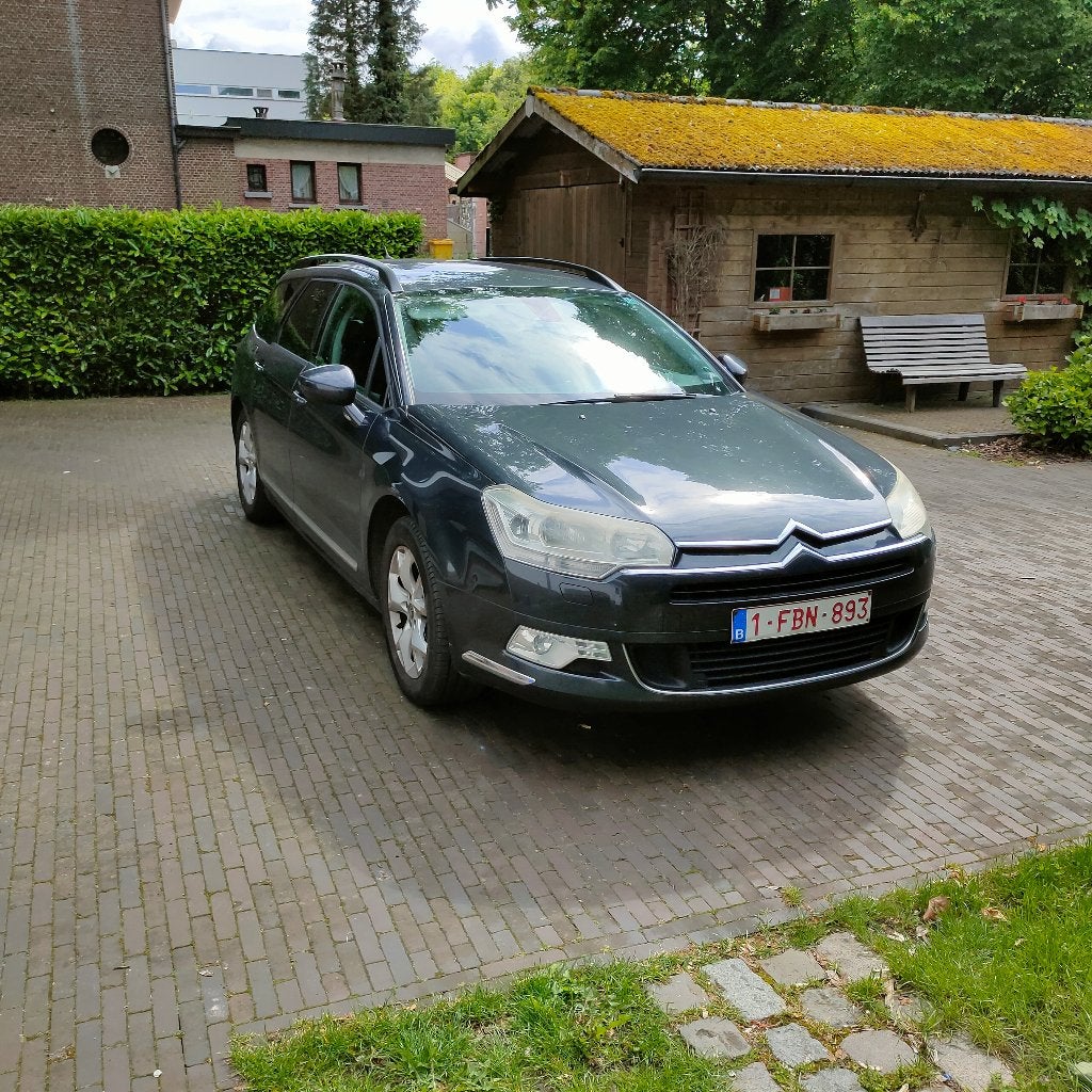 Citroen C5 Tourer, Autos, Citroën, Particulier, C5, ABS, Bluetooth, Feux de virage, Verrouillage central, Air conditionné automatique