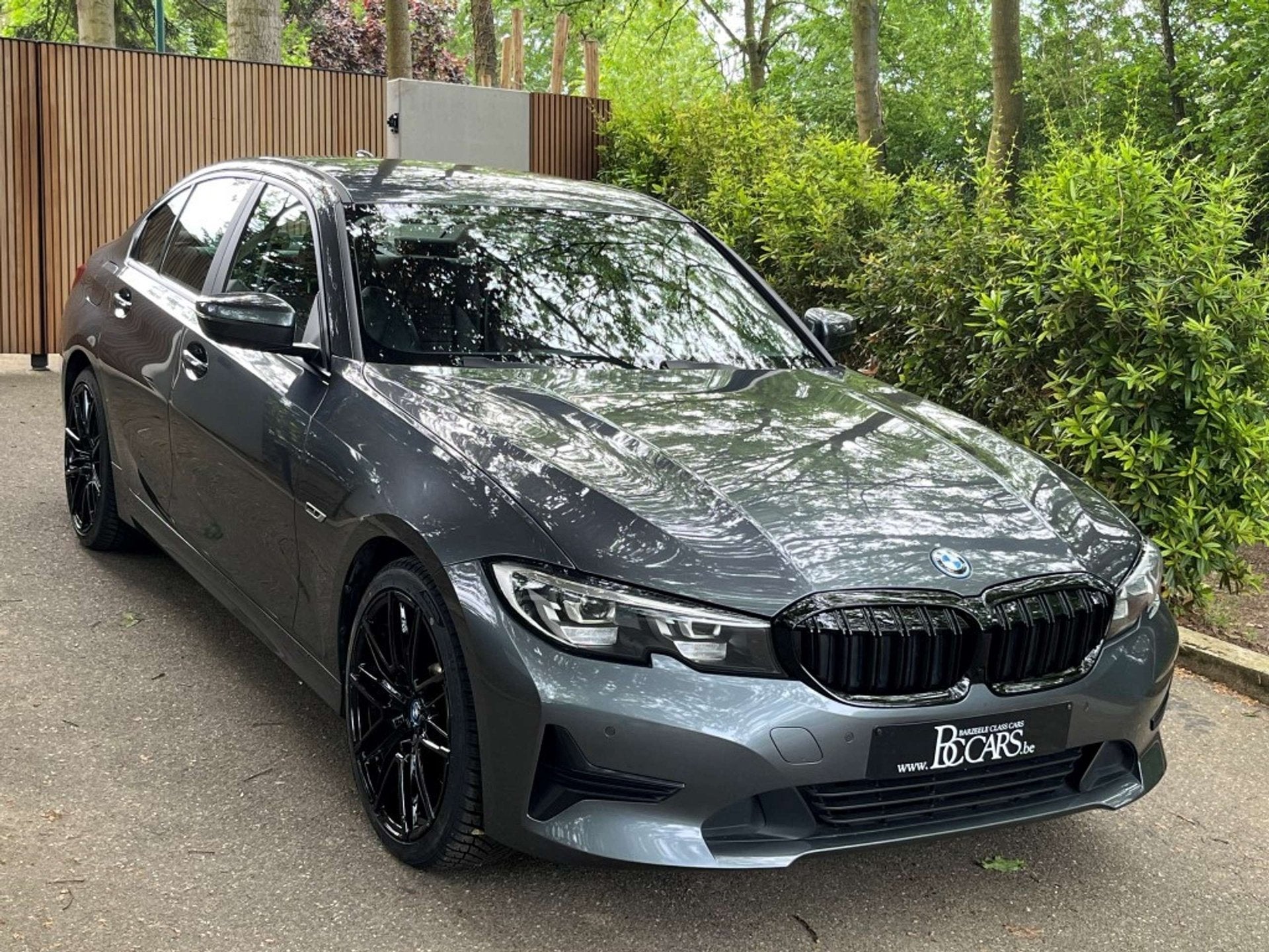 BMW 330 Led-Cockpit Pro-Navigatie-Leer-Carplay-Cam-19", Auto's, BMW, Automaat, 4 cilinders, Bedrijf, Hybride Elektrisch/Benzine