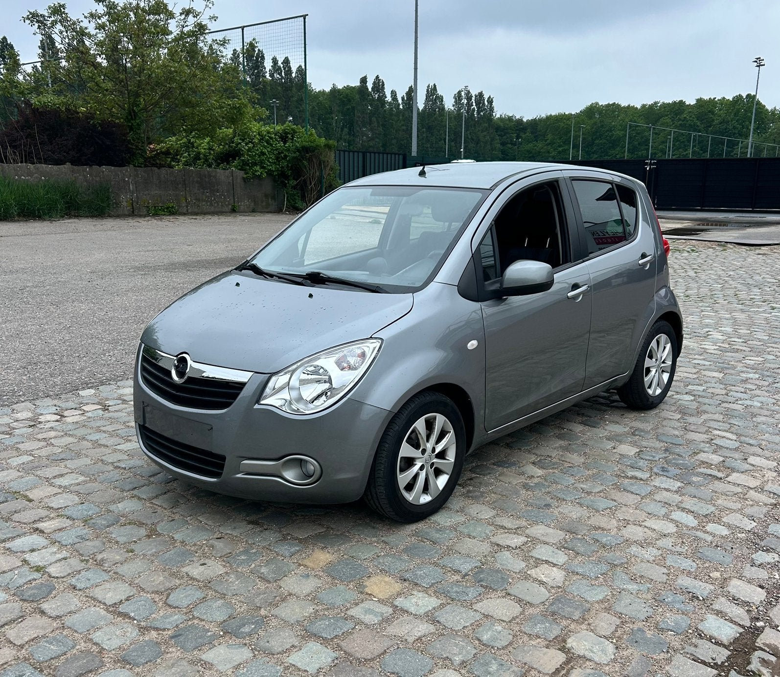 OPEL AGILA 2014 • 1.2BENZINE • 27.000KM • AUTOMAAT, Autos, Opel, Achat, Automatique, Particulier, Essence