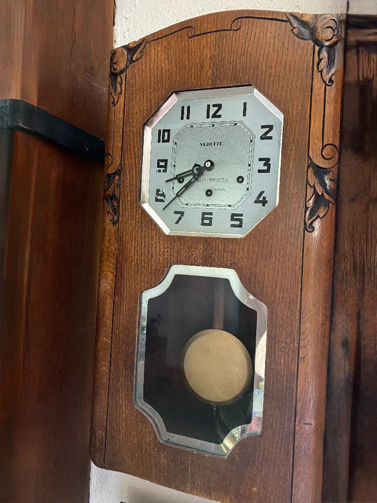 Pendule VEDETTE murale 1950, Enlèvement