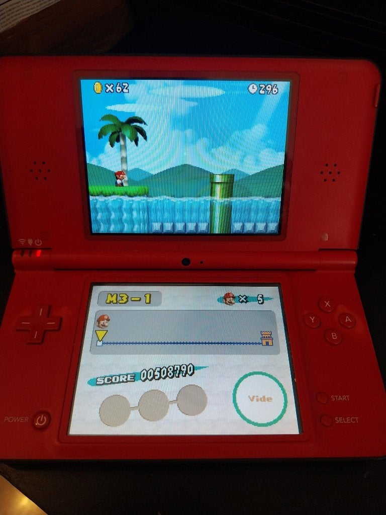 Nintendo DSi XL Super Mario Bros 25th Anniversary Edition, Enlèvement, Utilisé