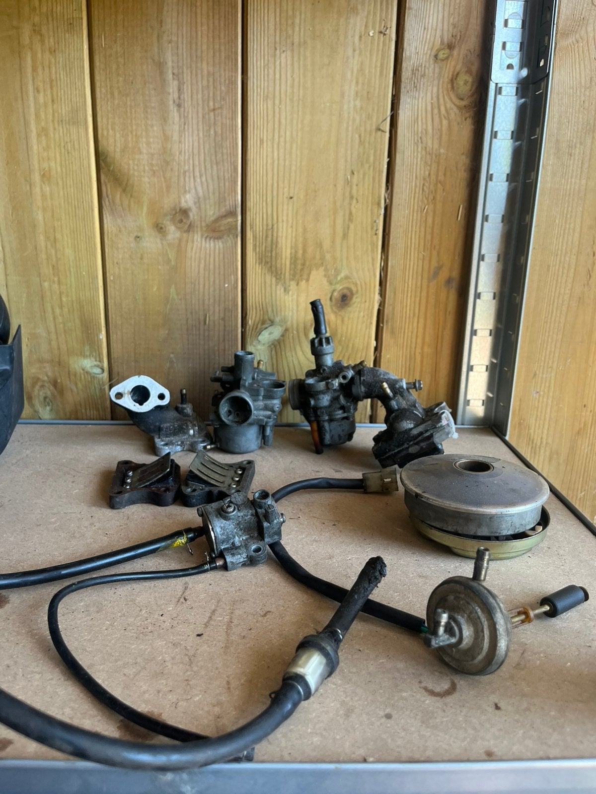 Lot peugeot 2t onderdelen, Fietsen en Brommers, Brommeronderdelen | Scooters, Zo goed als nieuw, Peugeot, Ophalen