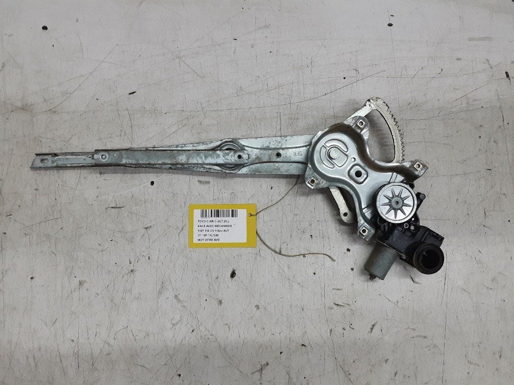 MOTEUR LEVE VITRE ELECTRIQUE AVANT DROIT C-HR (X1,X5), Kundenbetreuung@toyota.de, Toyota, Utilisé, Avant