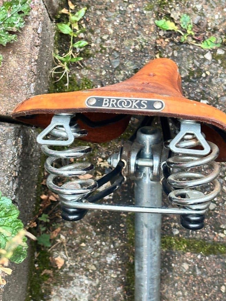 Zadel Brooks, Fietsen en Brommers, Ophalen, Zo goed als nieuw