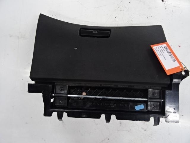 OPBERGVAK BMW 3 serie Touring (E46 / 3) (01-1999/05-2006), Gebruikt, Mevr. I. Hauben, BMW, Rue de l'Espoir 34 34
4030  GRIVEGNÉE, BE