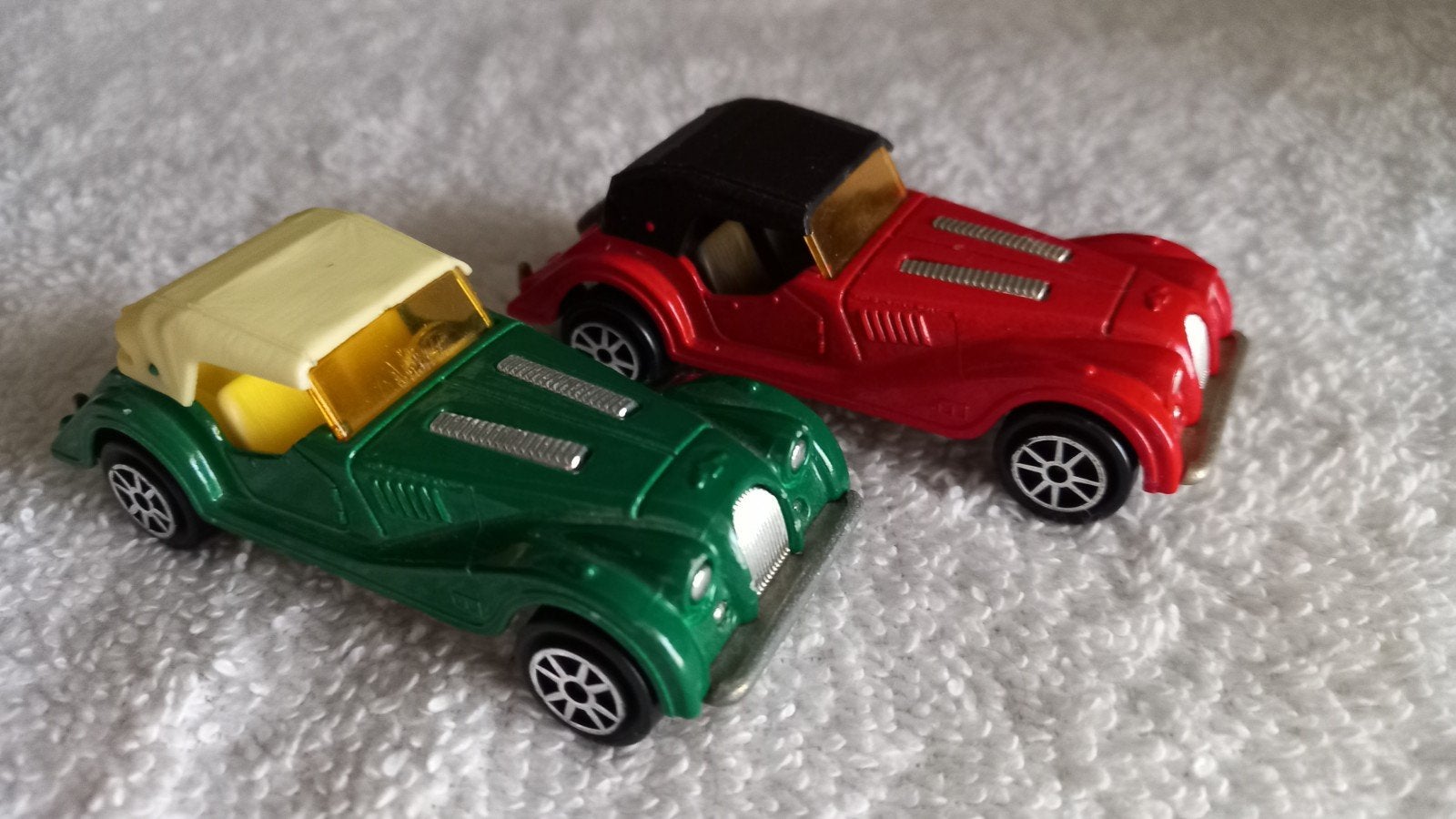 2x Majorette, Ophalen of Verzenden