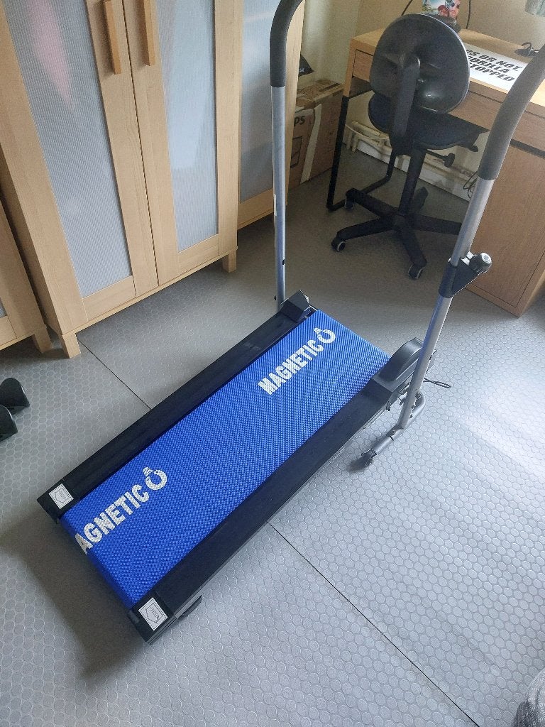 Tapis de course a pied, Sports & Fitness, Enlèvement, Comme neuf, Autres types