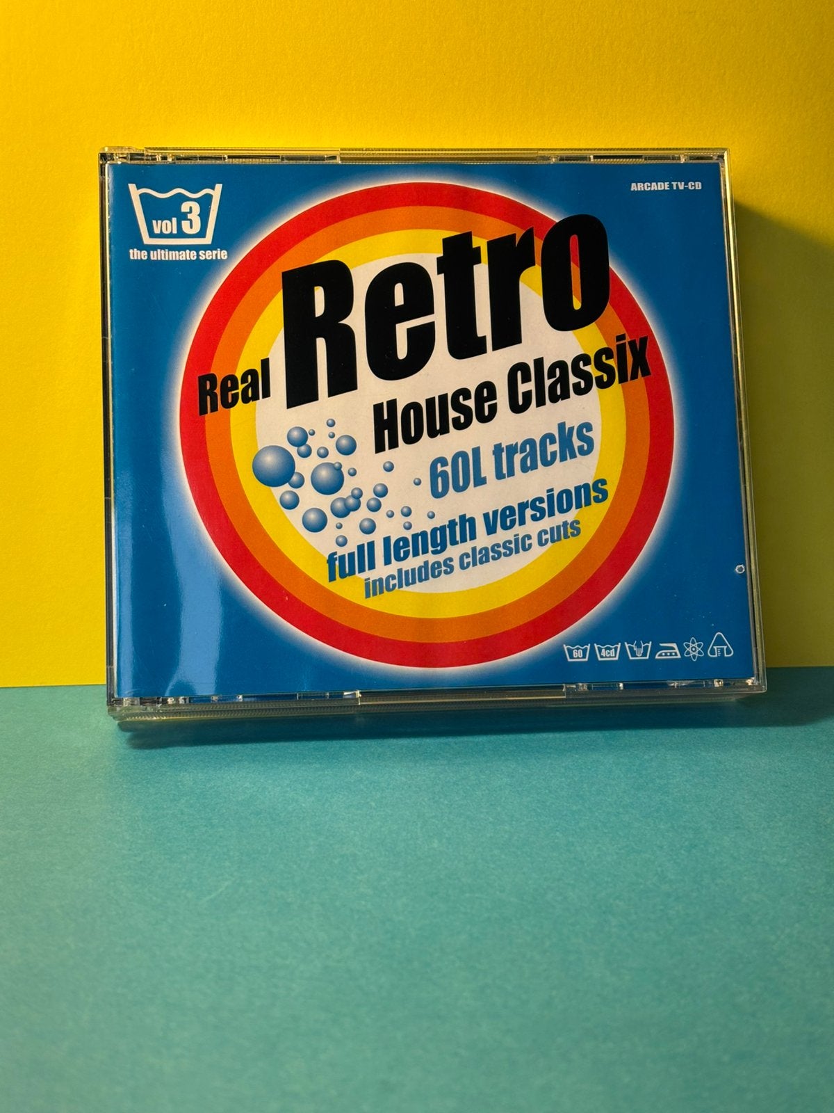 Real retro house classix the ultimate vol.3, CD & DVD, Envoi