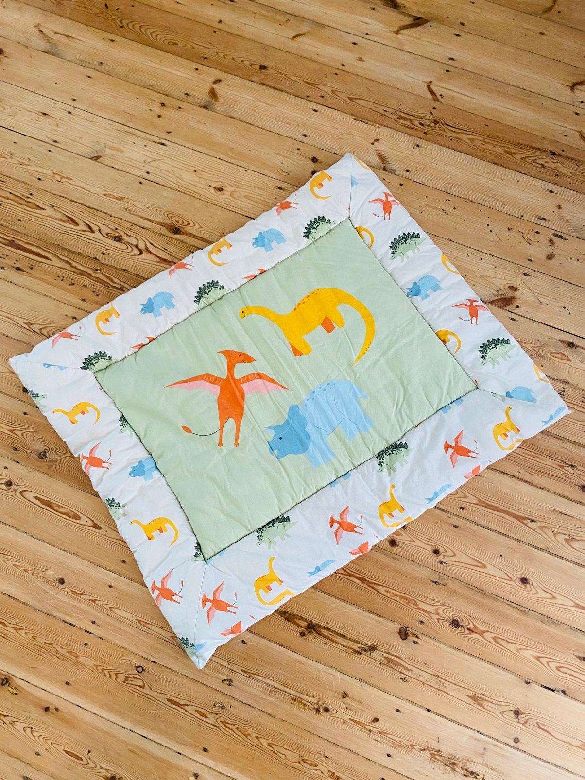 Tapis de jeu 93x79cm, Enfants & Bébés, Jouets | Jouets de bébé, Enlèvement, Comme neuf