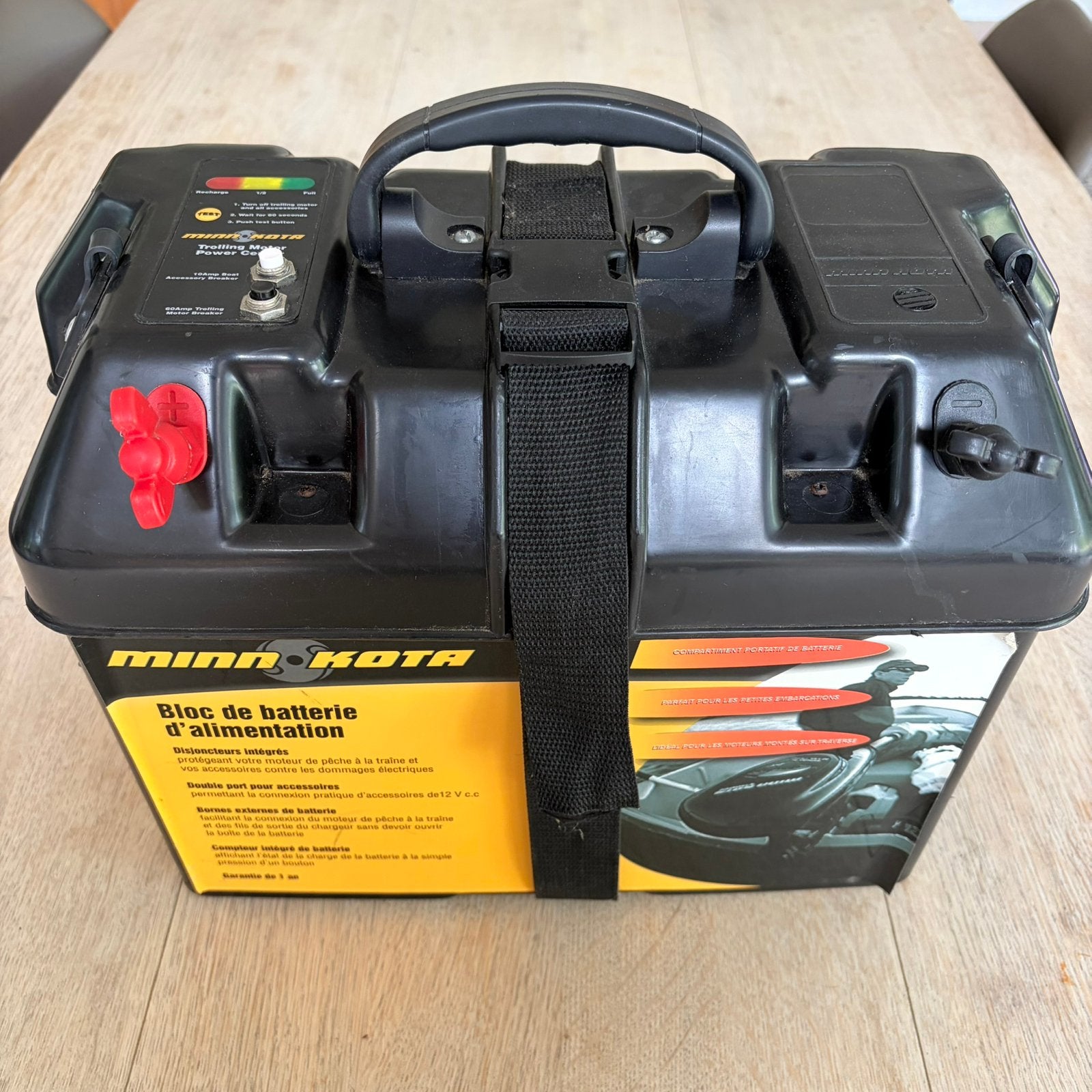 Minn Kota Trolling Motor Power Center Accubak, Ophalen of Verzenden, Zo goed als nieuw, Koffer of Tas