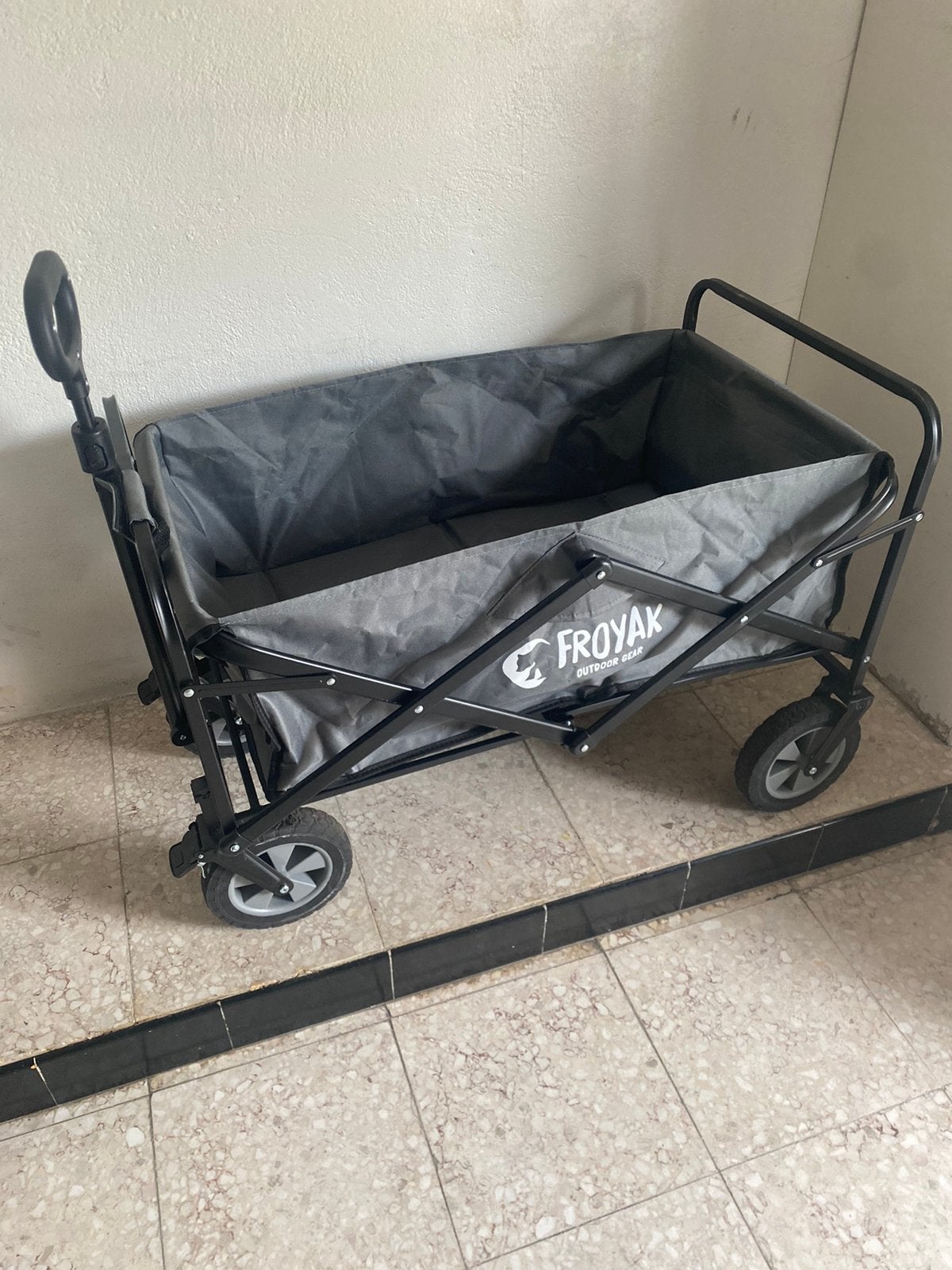 Poussette pliante froyak, Caravanes & Camping, Enlèvement, Comme neuf