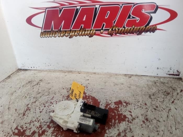 Moteur de vitre portière d'un Peugeot 407, -, -, 3 mois de garantie, Utilisé
