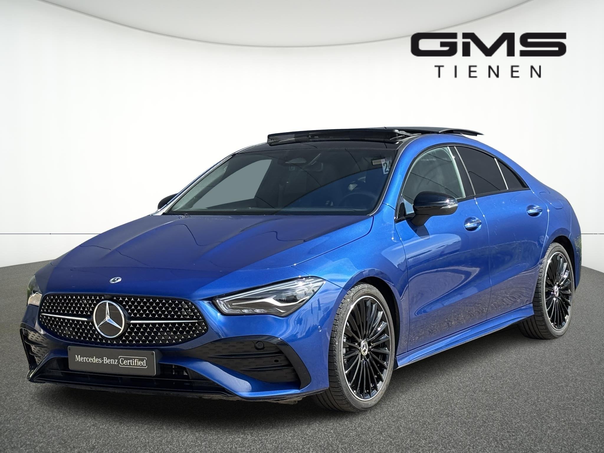 Mercedes-Benz CLA-klasse CLA 180 AMG Line, Auto's, Stof, Gebruikt, 4 cilinders, Bedrijf