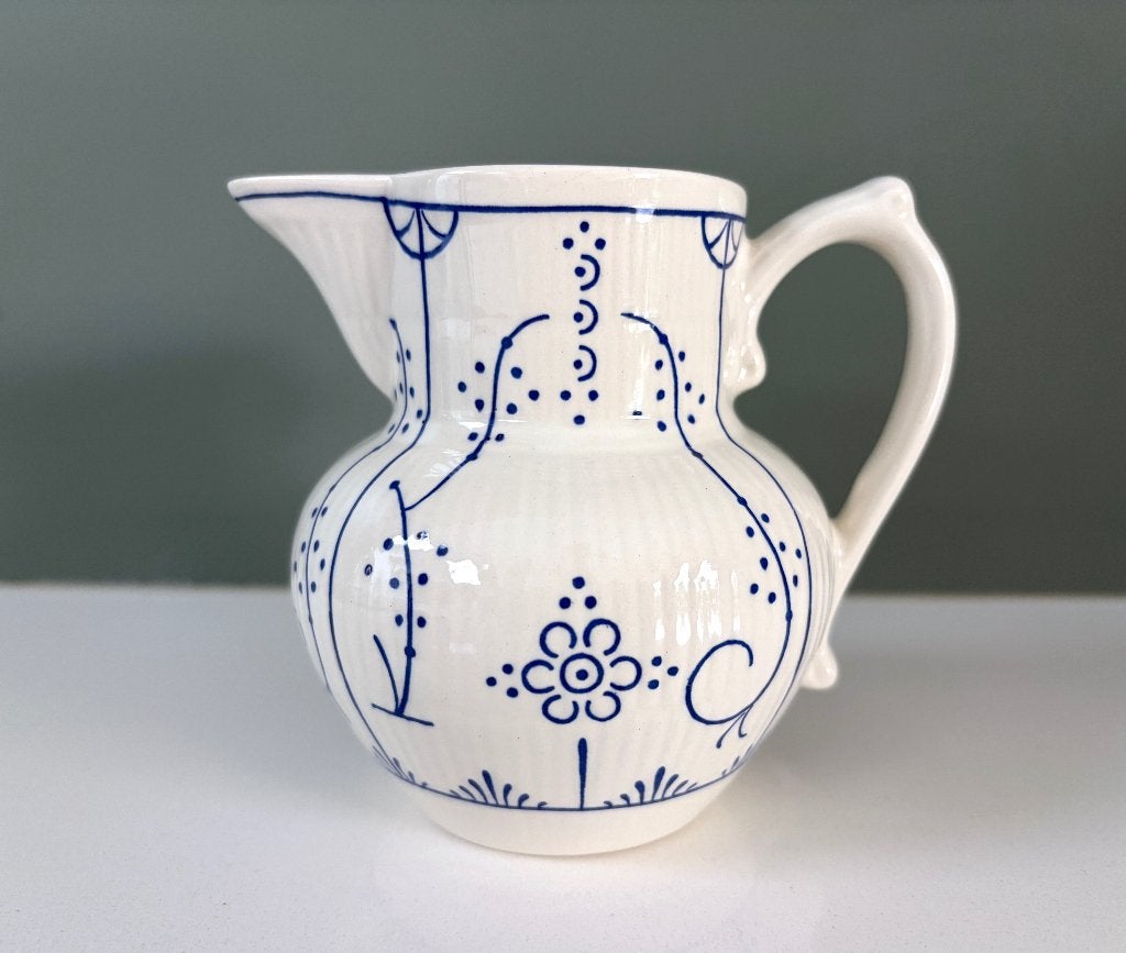 Vintage Melkkannetje Boch Keramis Copenhague, Huis en Inrichting, Ophalen of Verzenden, Zo goed als nieuw, Vintage, Kan