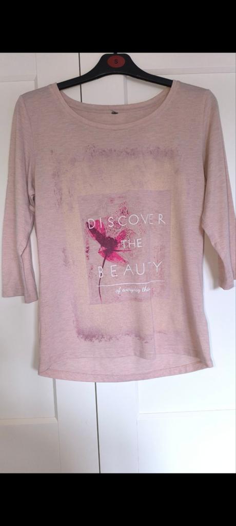 Shirtje small, Kleding | Dames, T-shirts, Ophalen of Verzenden