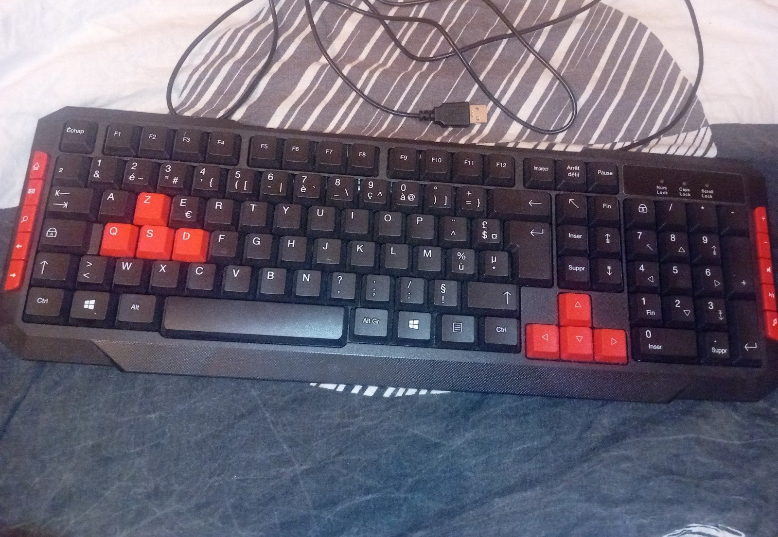clavier ,(gaming ,traivail ...), Clavier gamer, Numerique, Comme neuf, Enlèvement
