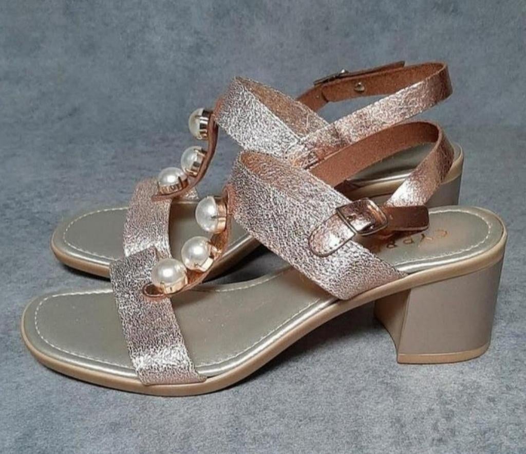 Cypres/Sandalen met hak/Maat 37, Cypres, Ophalen of Verzenden, Zo goed als nieuw