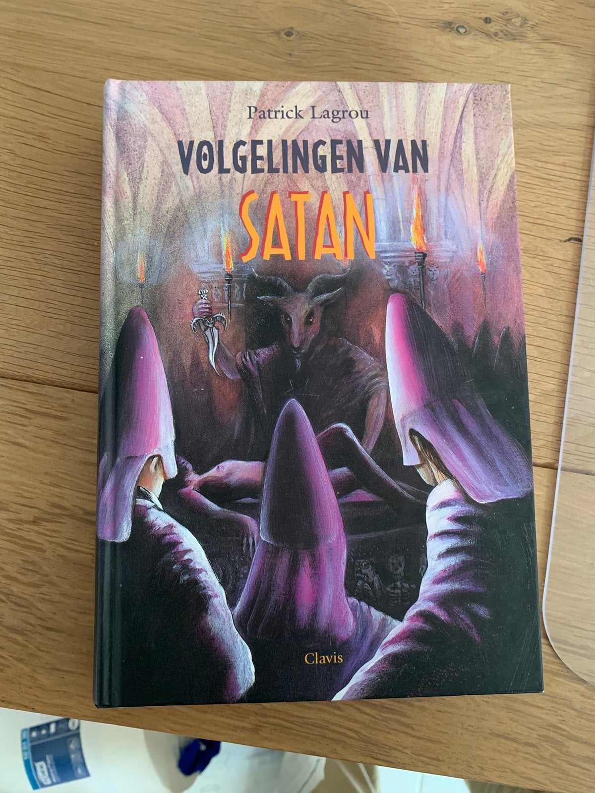 P. Lagrou - Volgelingen van Satan, Ophalen of Verzenden, P. Lagrou