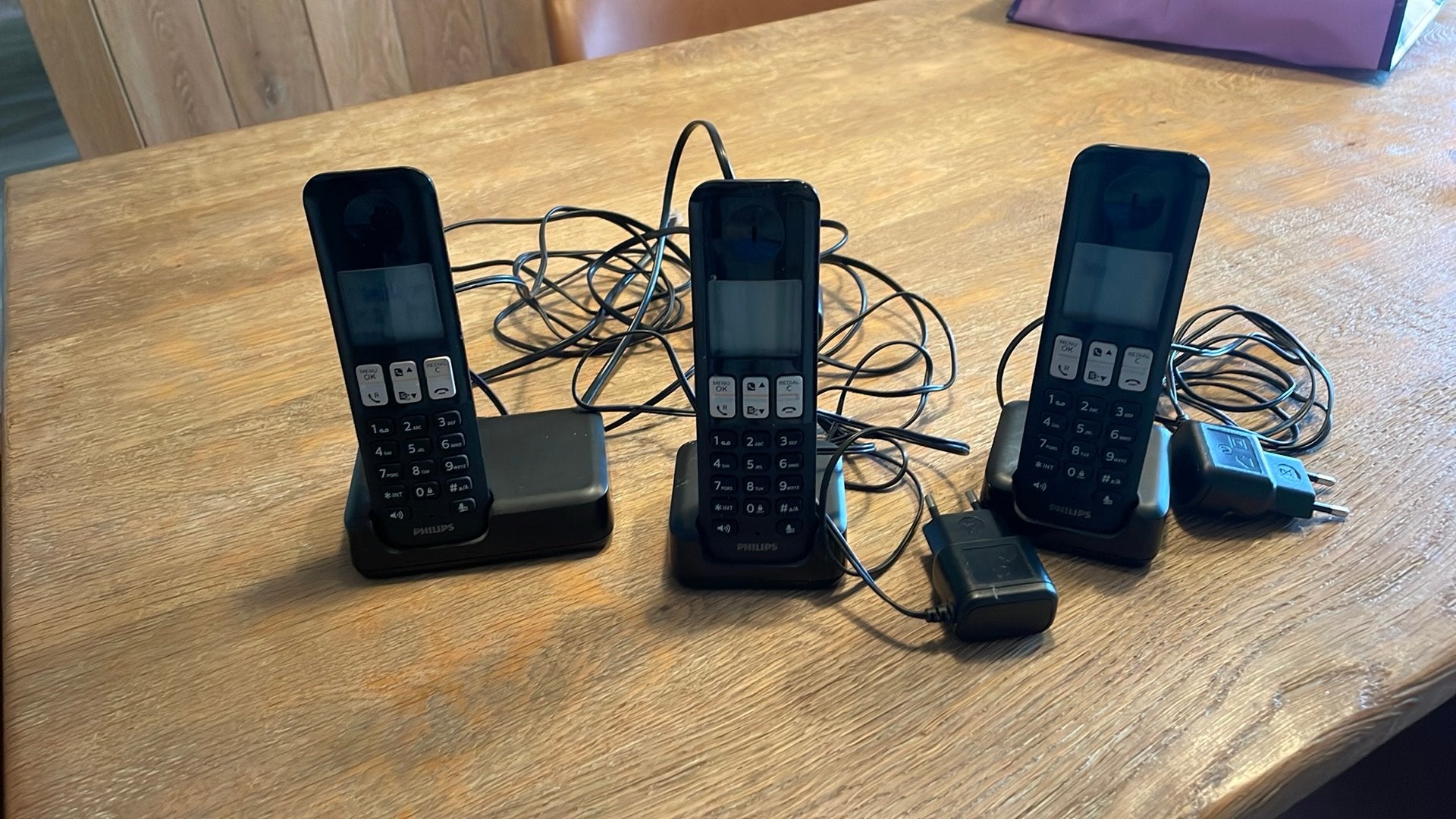 Draagbare telefoon 3 delig, Telecommunicatie, Vaste telefoons | Handsets en Draadloos, Ophalen, Zo goed als nieuw