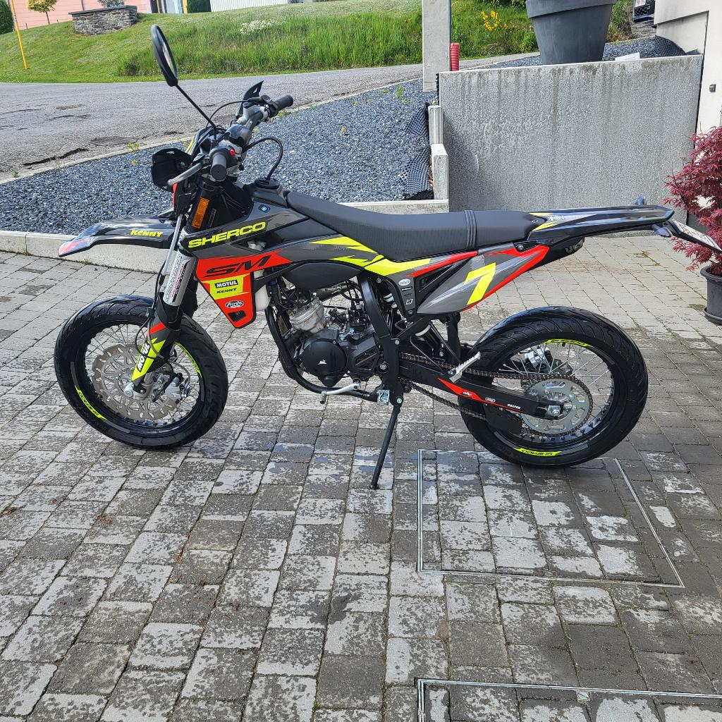 Sherco 50cc, 5 vitesses, Comme neuf, Classe B (45 km/h), Enlèvement